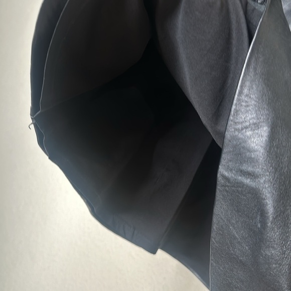 Banana Republic Pleated Leather Short Sleeve Top Western Rock Grunge Black Large - Picture 12 of 16